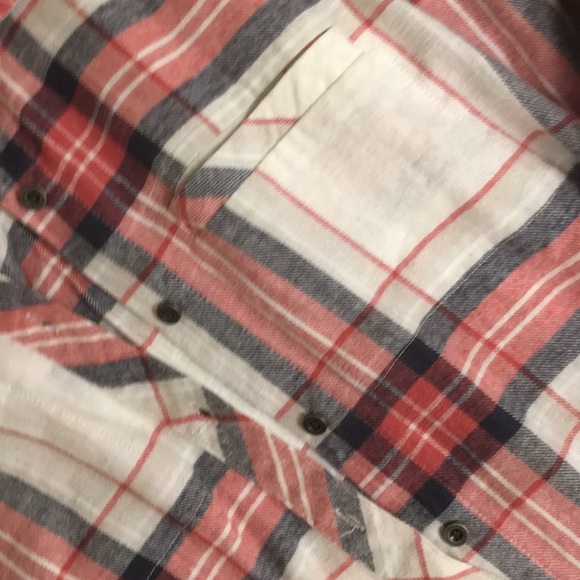 Tillys flannel - Picture 3 of 3